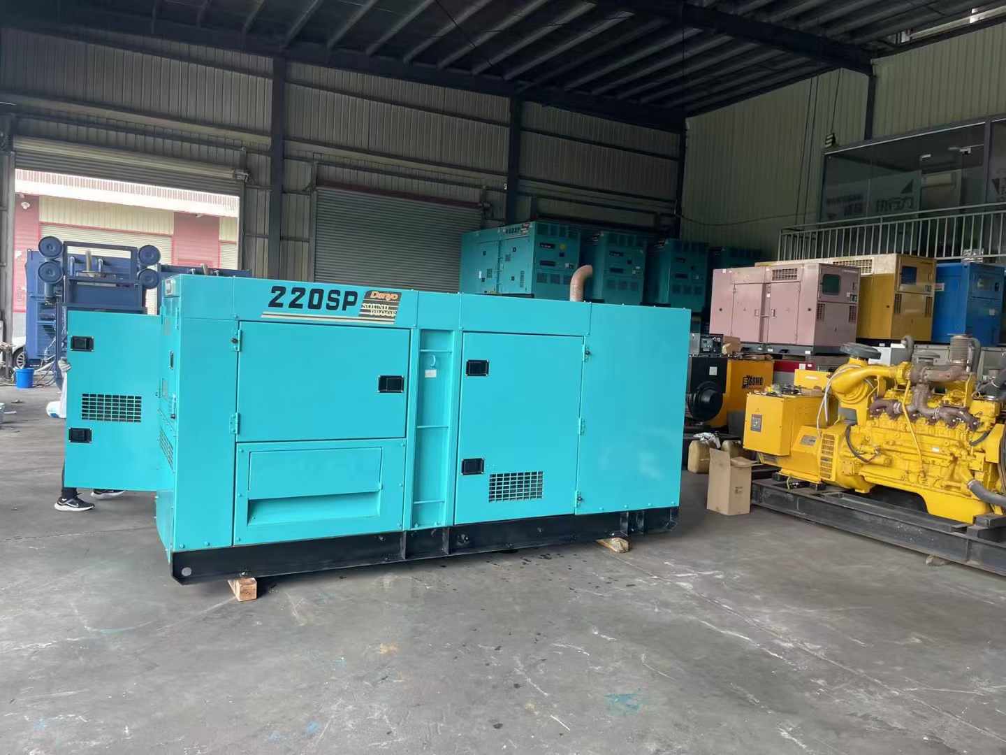 吐鲁番800kW 柴油发电机的输出电流波动范围是多少？